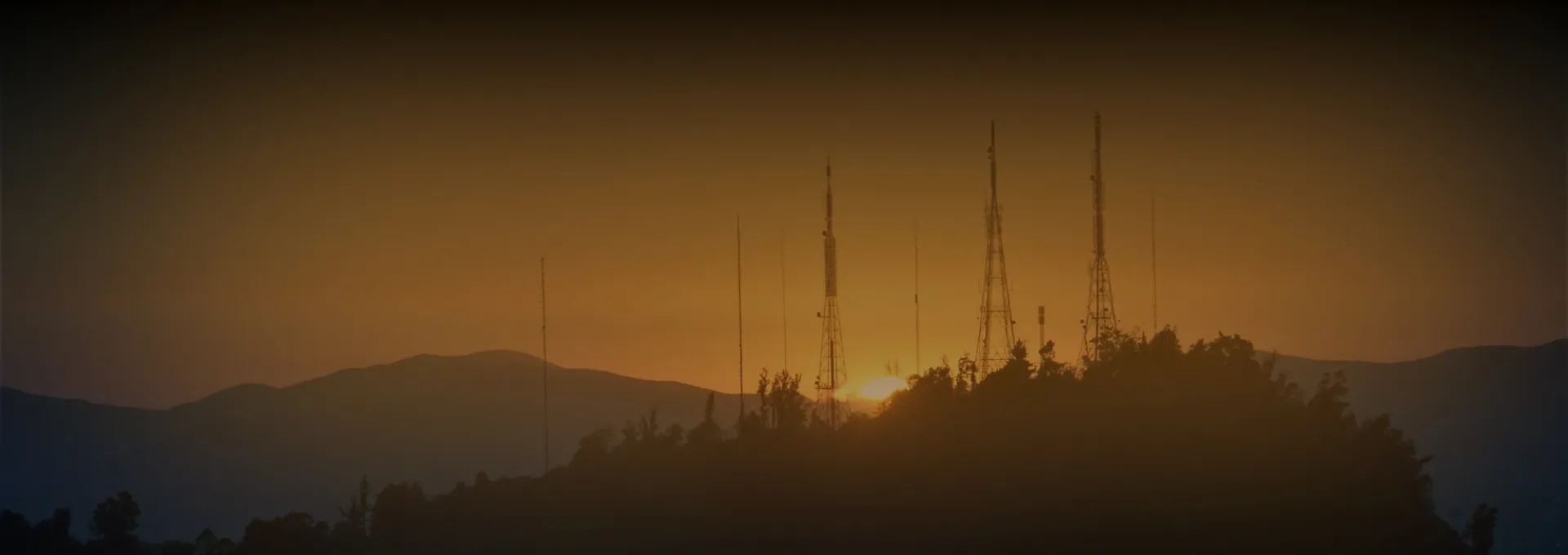 SmartFM broadcast banner